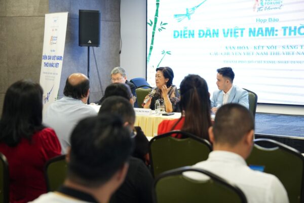 Bà Tôn Nữ Thị Ninh chia sẻ tại buổi họp báo ra mắt Diễn đàn Việt Nam: Thời Khắc Việt